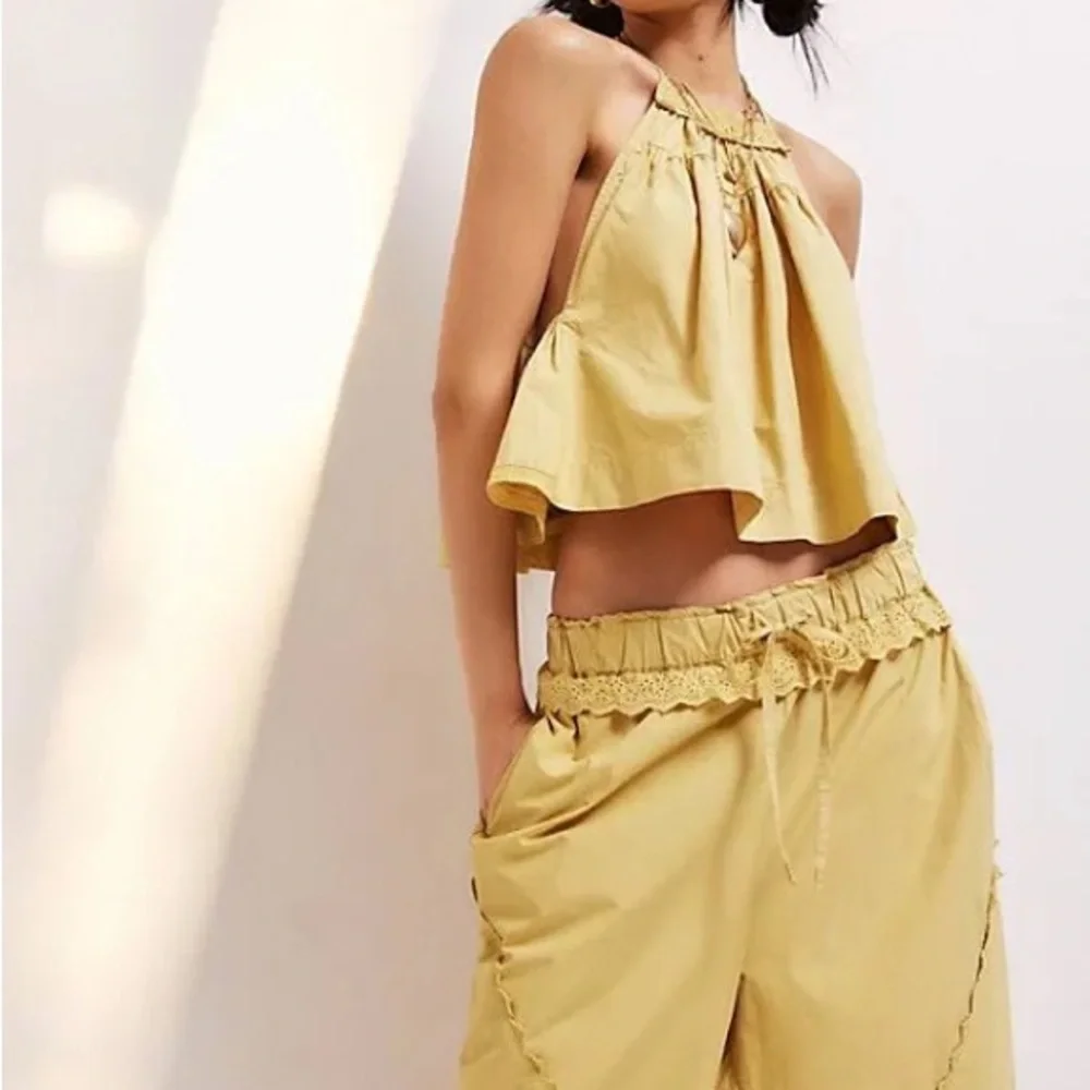 Free People Beach Life Set - Picture 2 of 7